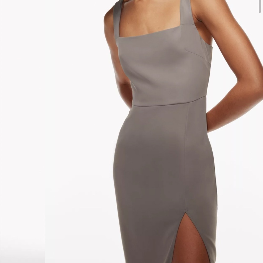Babaton Aritzia 90’s slit midi dress